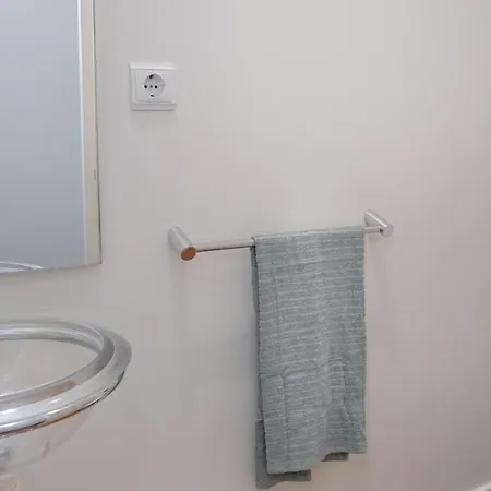 Perfect Location In City Center Up To 6 Prs